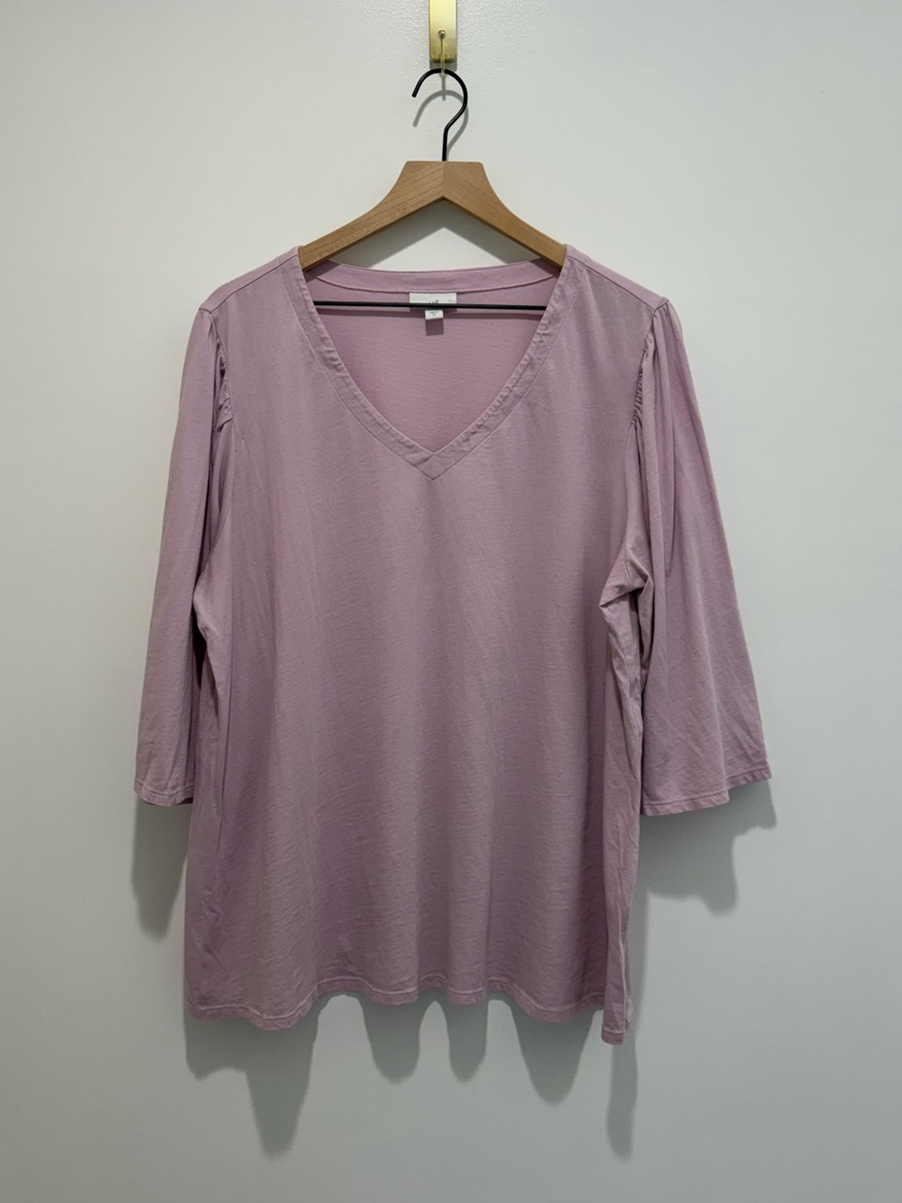 J.Jill Women’s V-Neck Lightweight Top